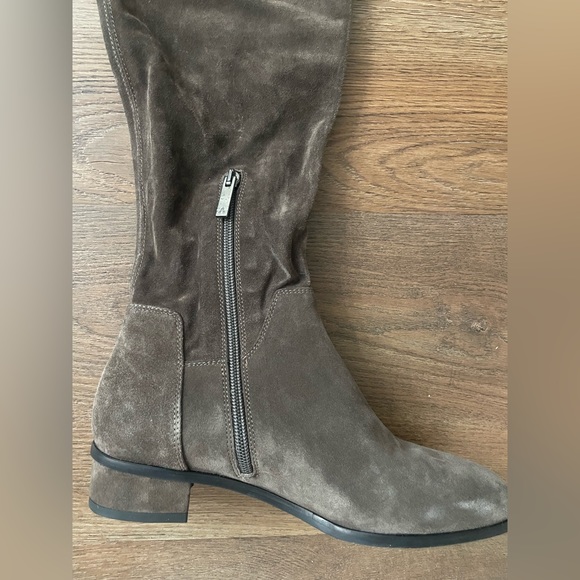 Aquatalia Lisandra Over The Knee Suede Boot Gray Size 7 NEW - Picture 10 of 13